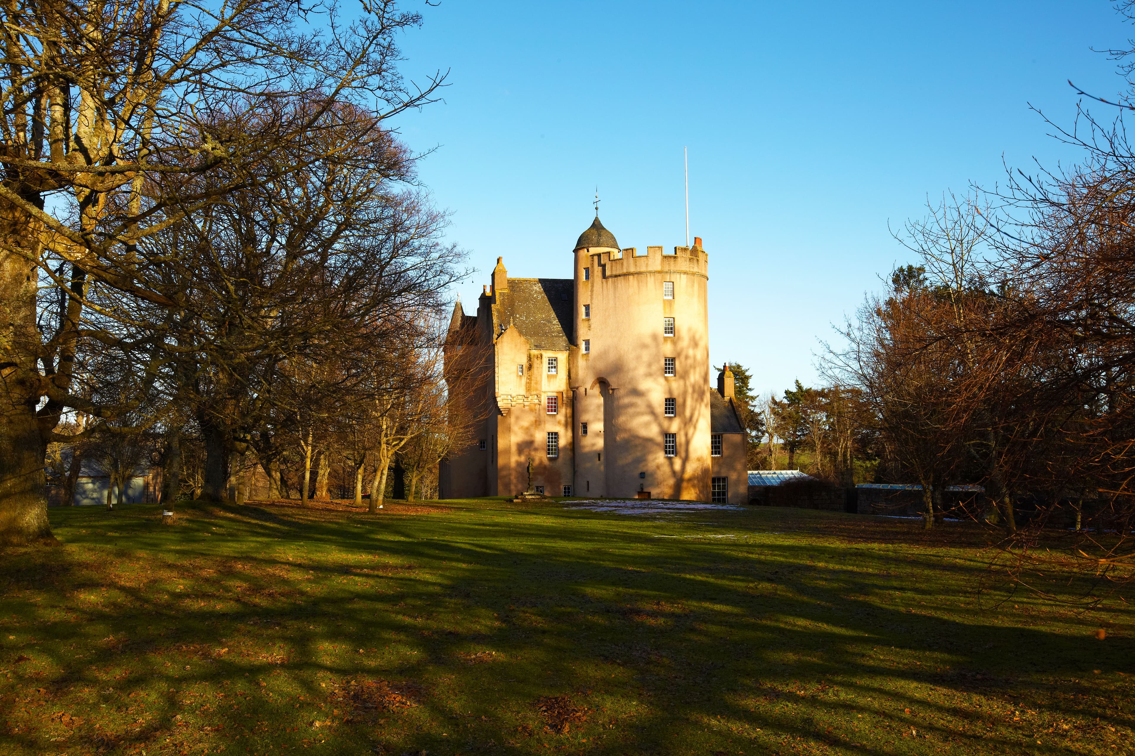 Midmar Castle | Armour Auction