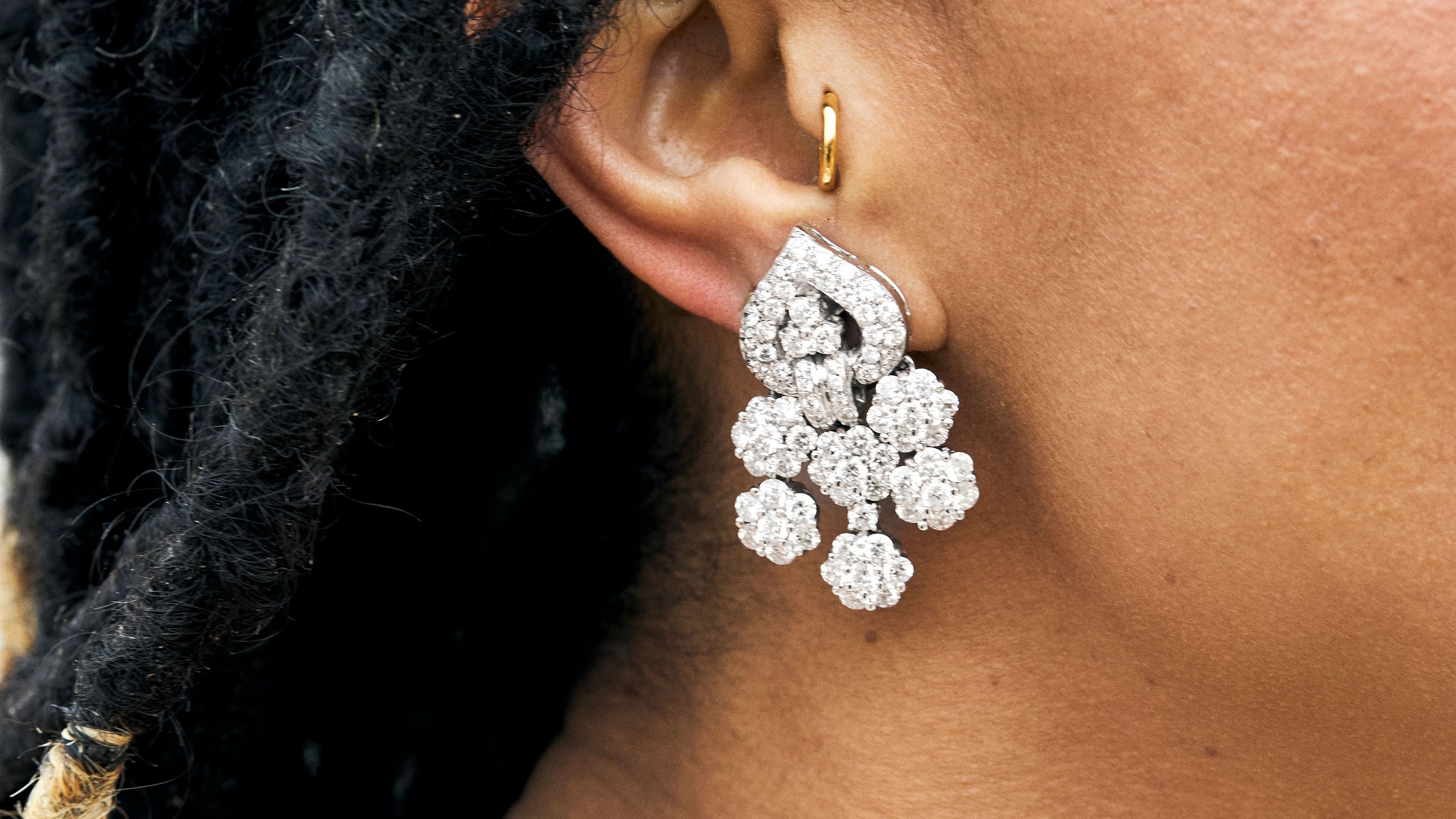 Sell Diamond Earrings at Auction | Free Jewellery Valuation