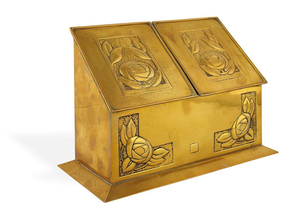 Margaret Gilmour | Valuations, Sell Buy at Auction