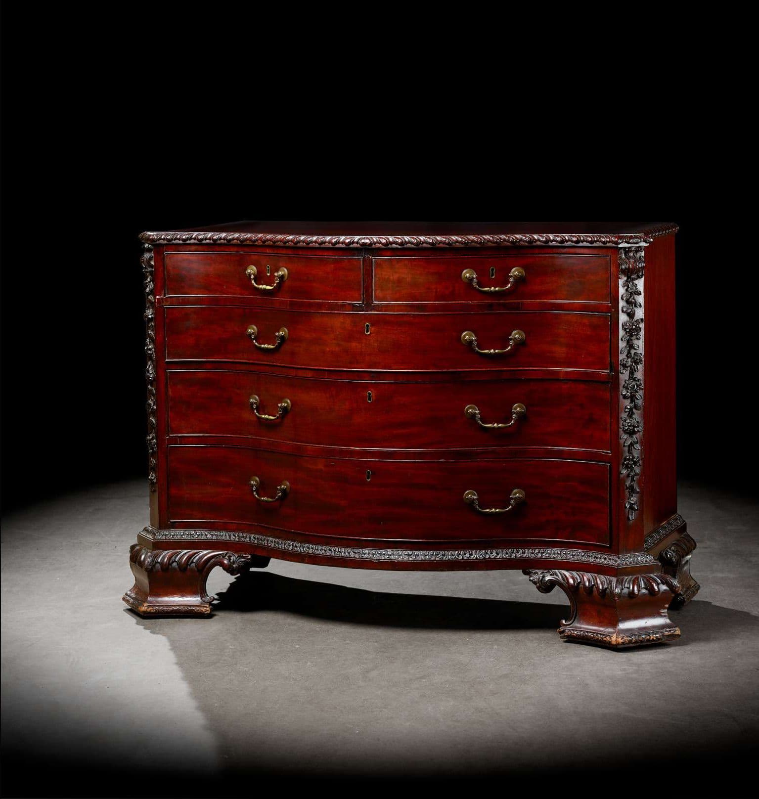 GEORGE III MAHOGANY SERPENTINE CHEST OF DRAWERS, ATTRIBUTED TO JAMES BLAIKIE