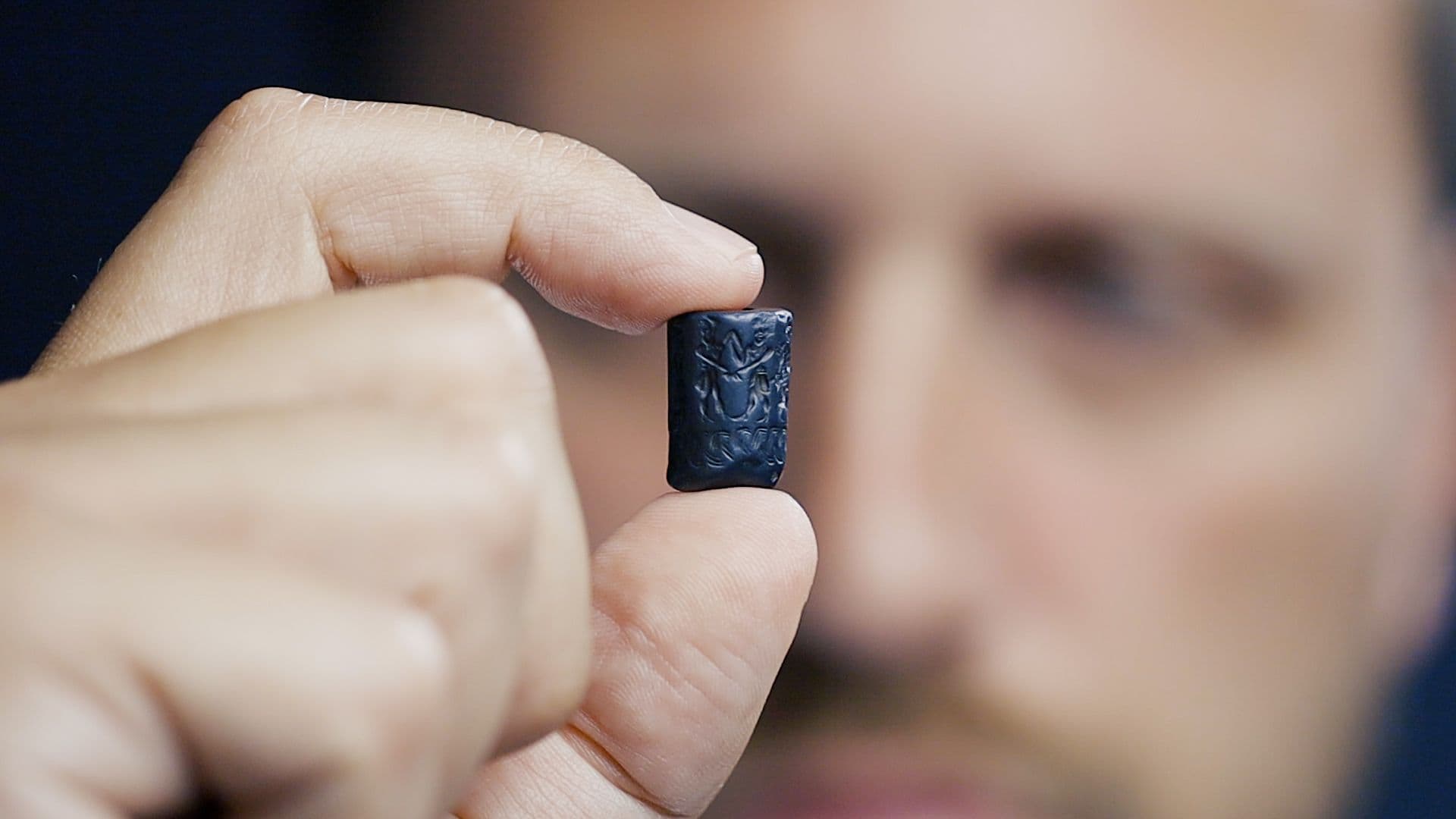 Mesopotamian Cylinder & Stamp Seals: A Guide