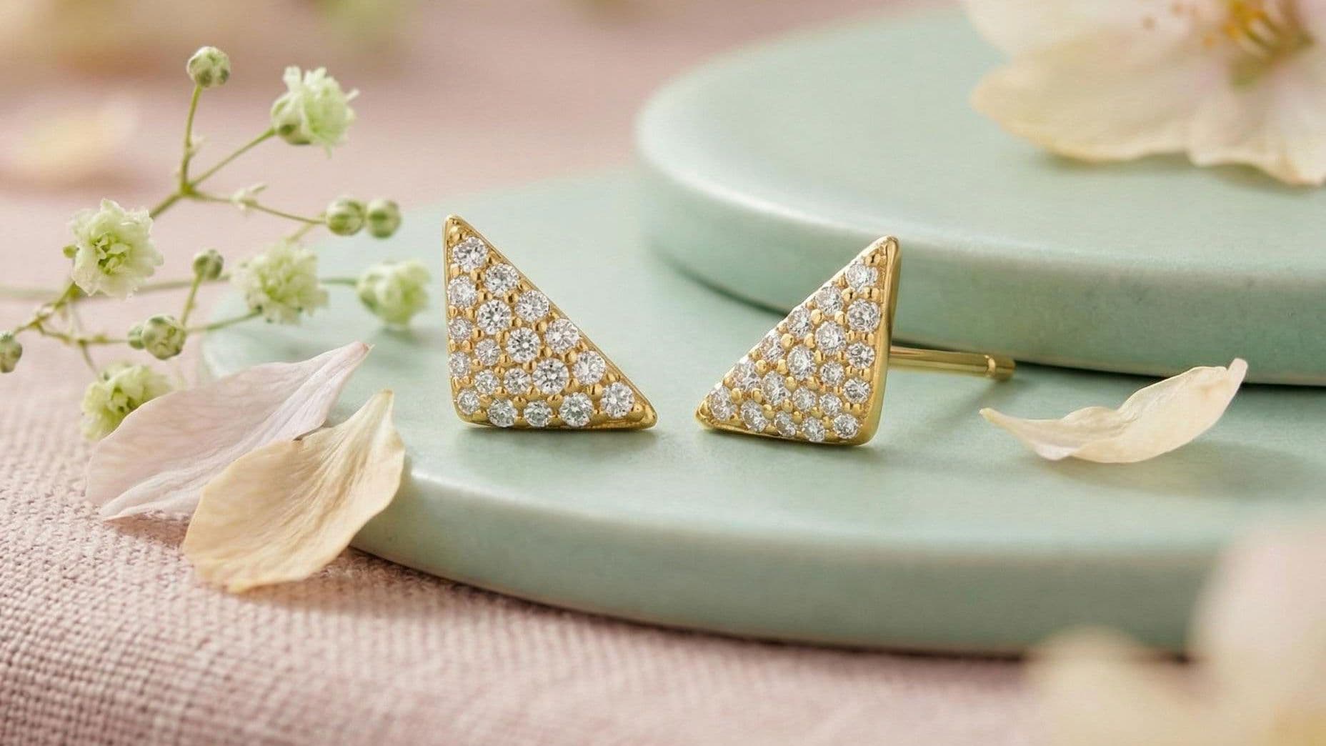 Sell Diamond Earrings at Auction | Free Jewellery Valuation