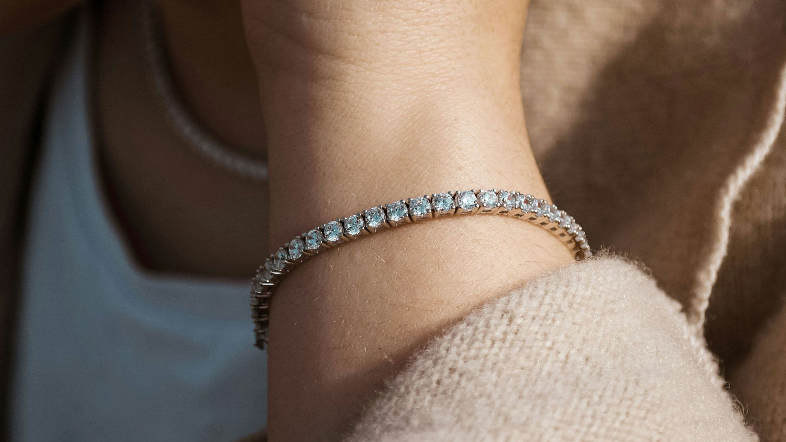 Sell Your Tennis Bracelet at Auction