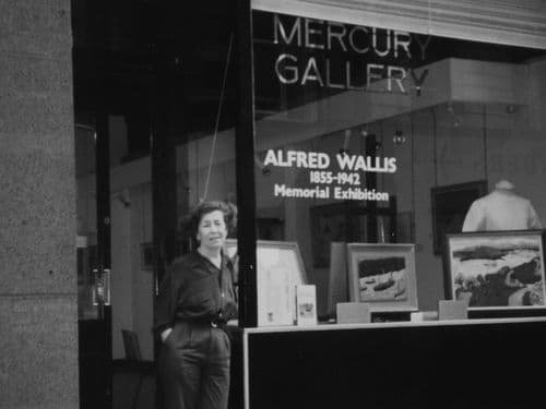 Gillian Raffles : Pioneering Gallerist