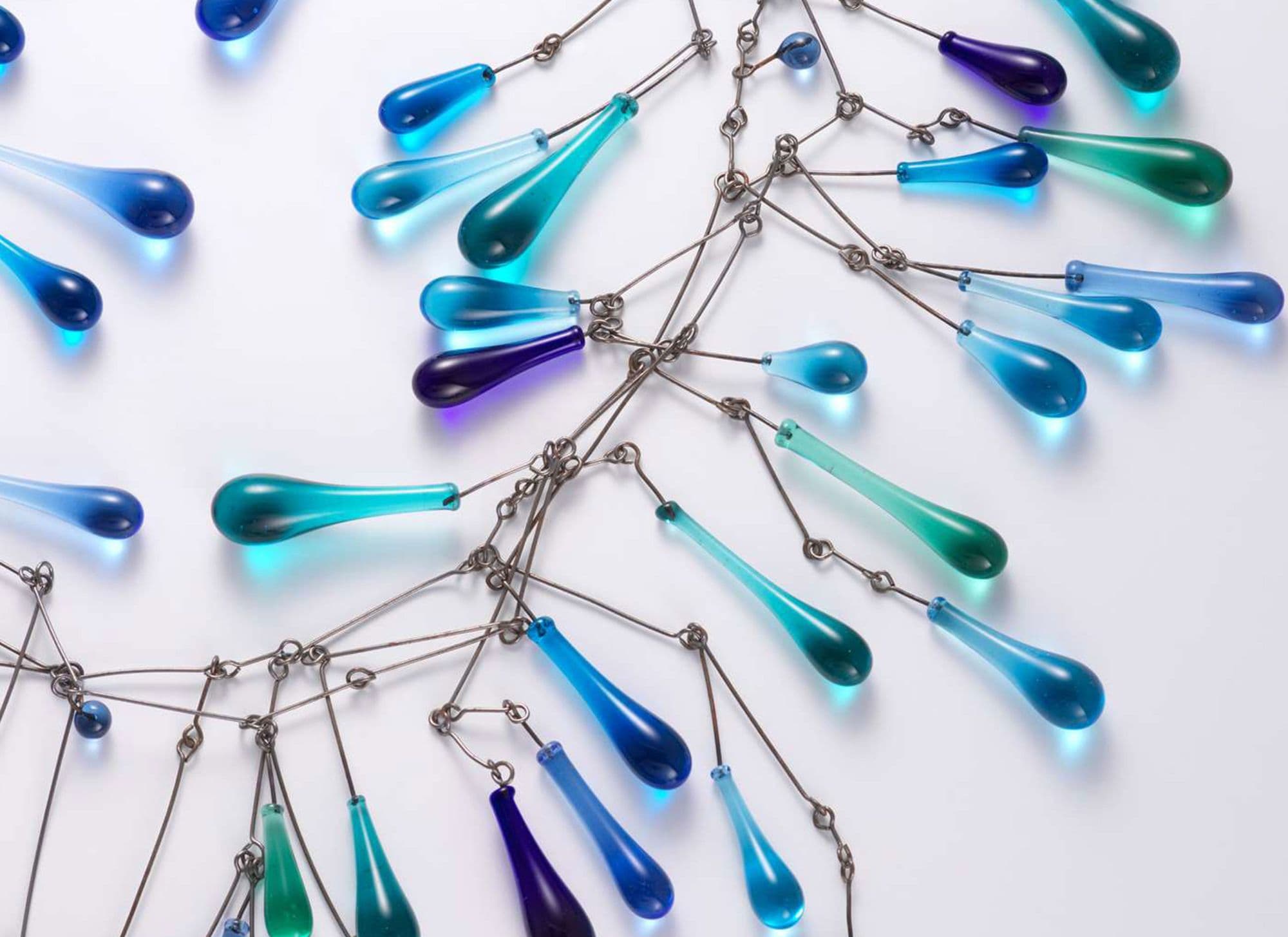 Buy and sell Modern & Contemporary Craft at auction in Edinburgh, London, Glasgow and online