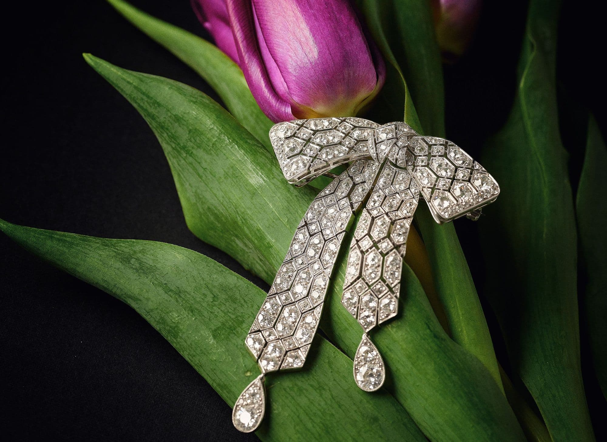 Jewellery Auctions UK | Buy or Sell Jewellery at Auction